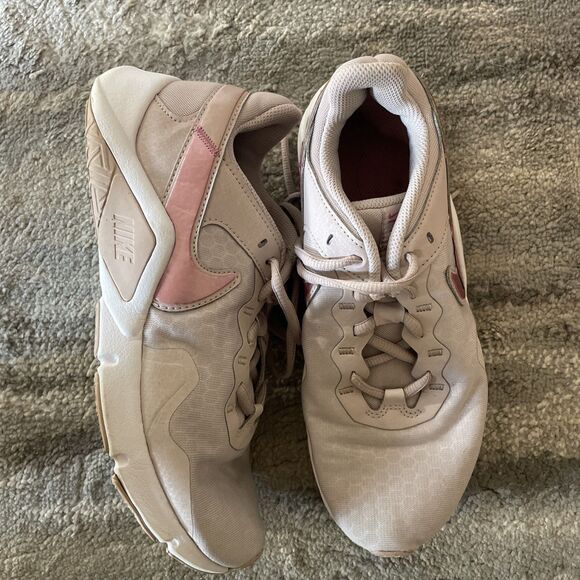 Nike Women's Legend Essential 2 Violet/Pink Mauve Training Sneakers Size 8 - Picture 1 of 8